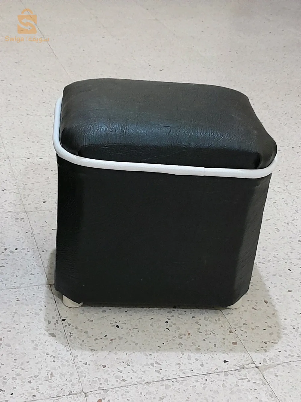 poufs