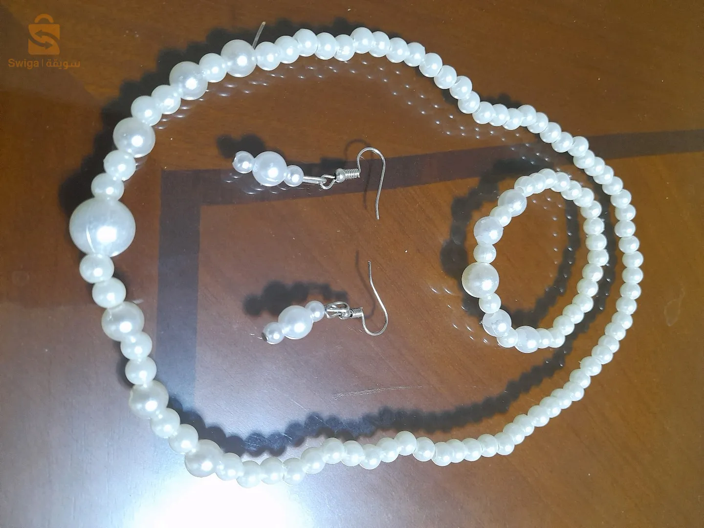 robe blanche et accessoires  pour filles  12_ 14 ans