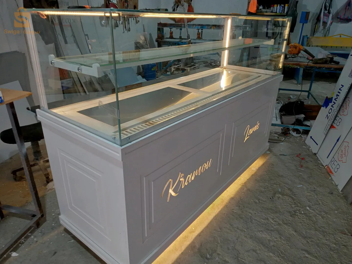 صناعة وبيع عارضةتبريد  الحلويات  05555571330779005697