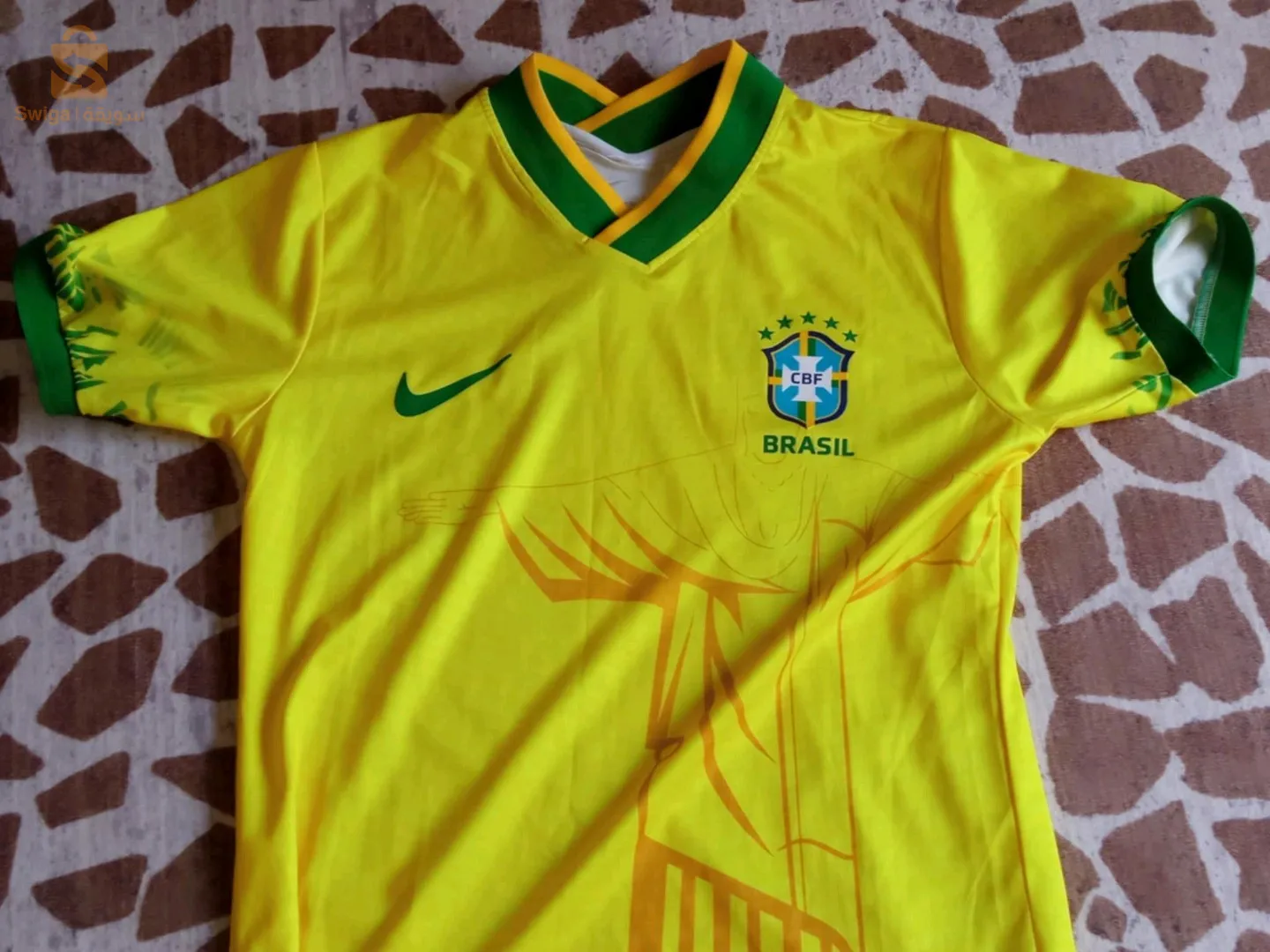 قميص منتخب البرازيل