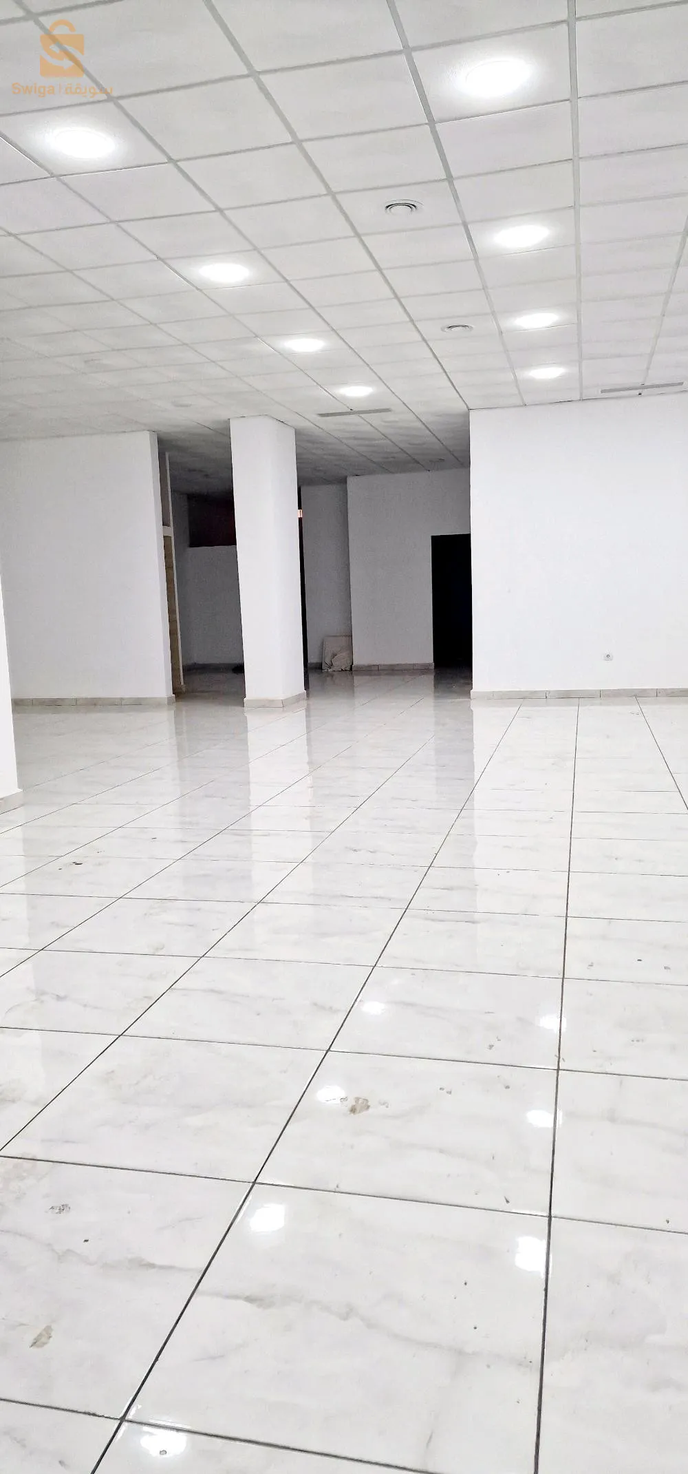location local commercial  260m