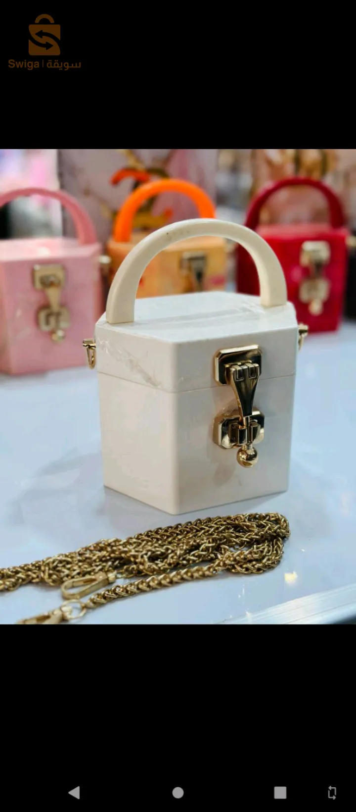 حقيبة بألوان صيفية بامتياز