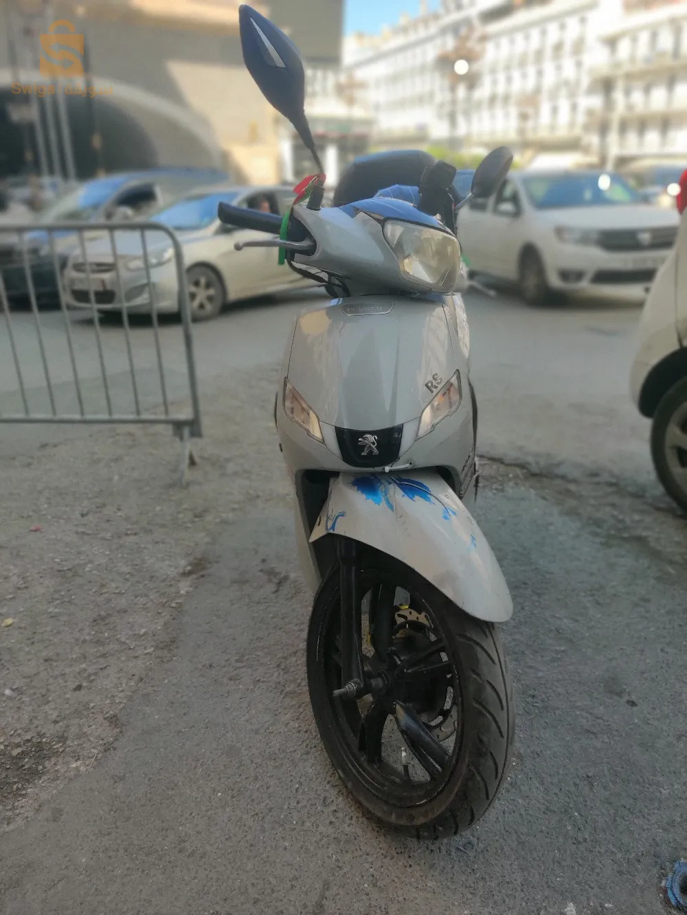 Peugeot twitte 125