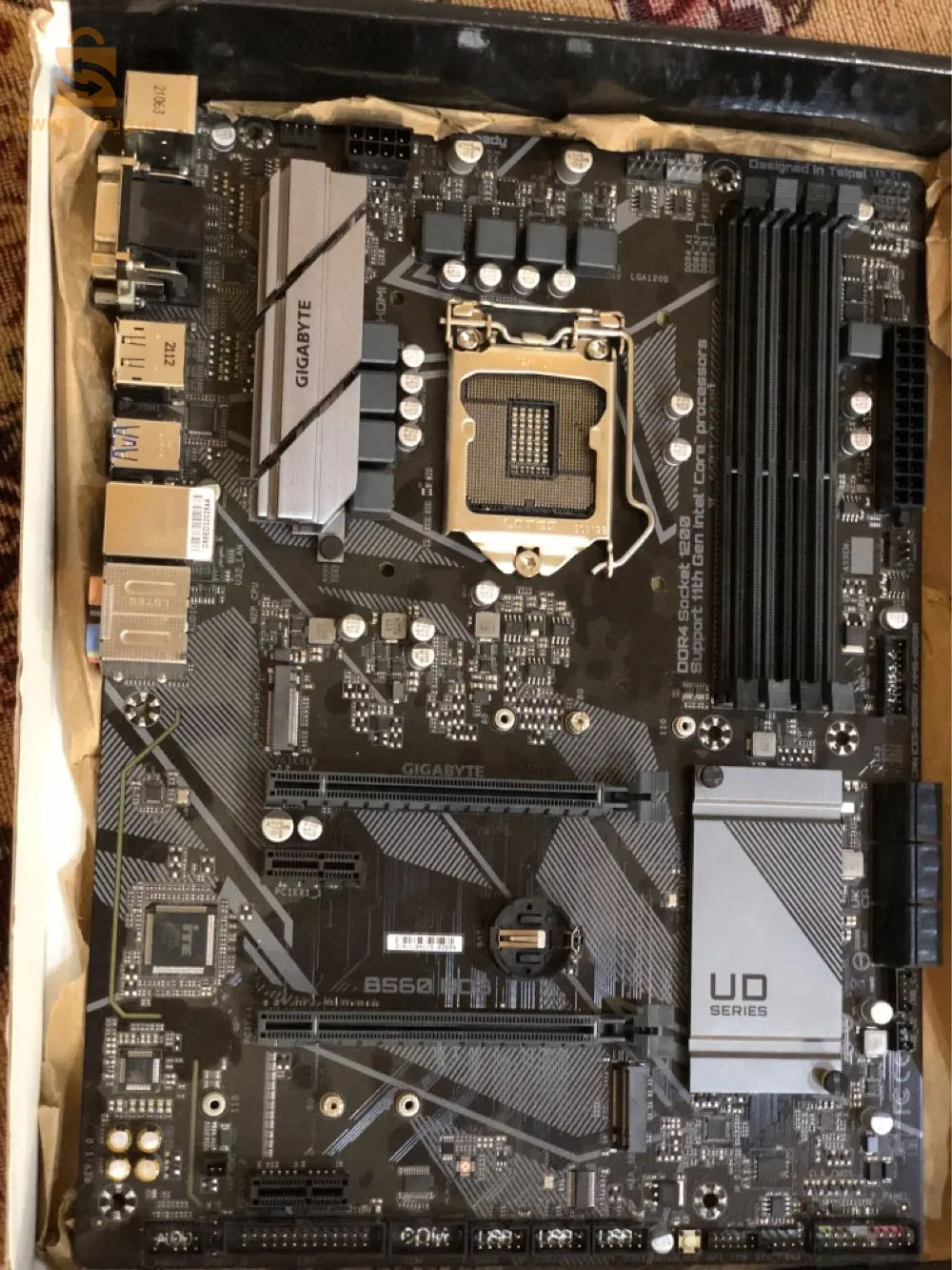 لوحة أم مستعملة B560 HD3 LGA 1200(تقبل معالجات انتل الجيل 10و 11