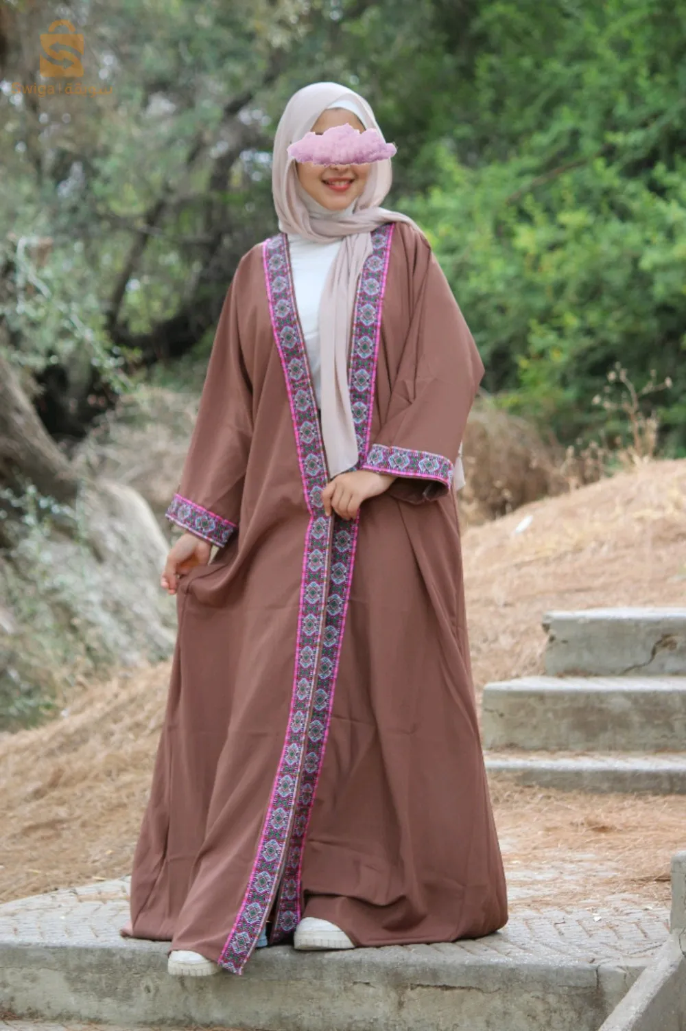 بيع ملابس نساء