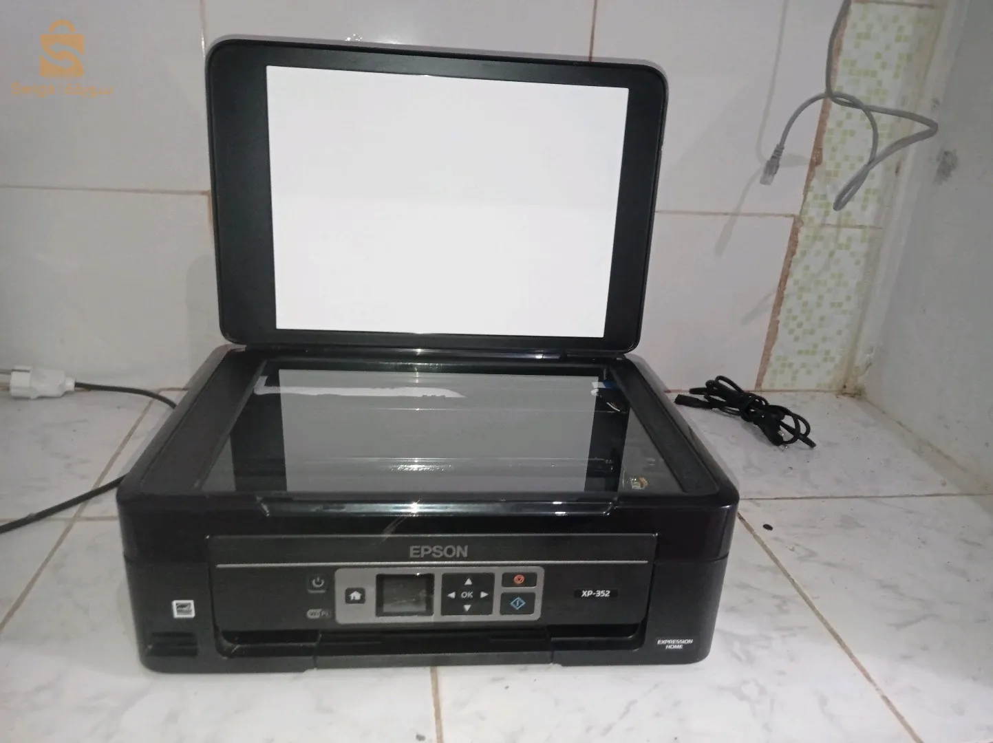 imprimante photocopieuse scanner marque epson avec cartouches rechargeables et les recharges d'encre encre