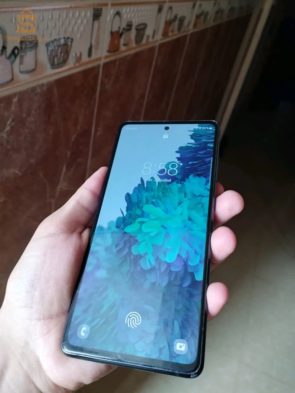 samsung s20 fe (6/128)
