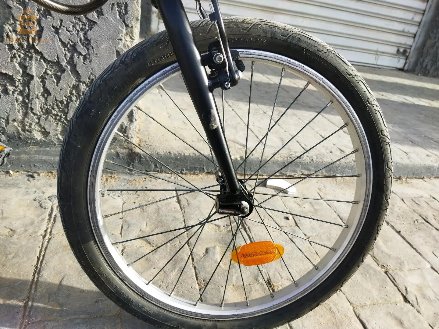 دراجة هوائية من نوع  Btwin Taile 100