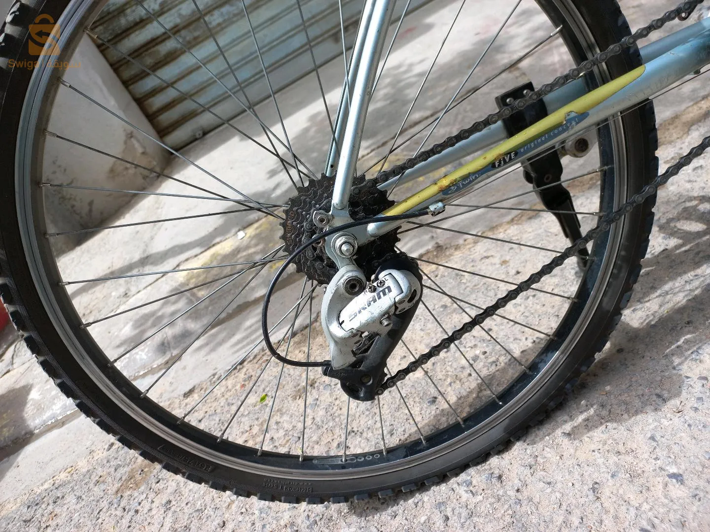 vélo b'twin 5