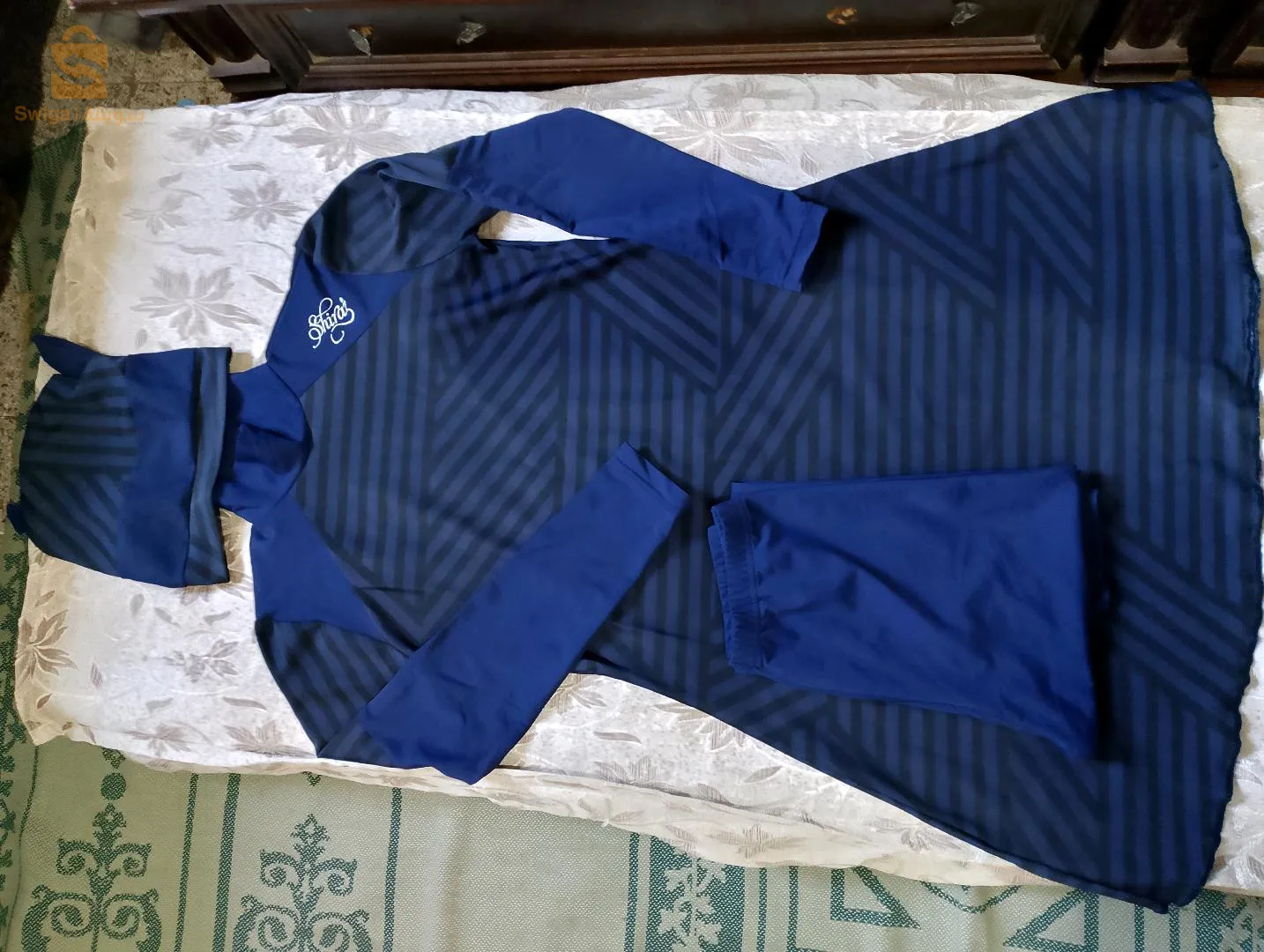 بوركيني السباحة للمحجبات او البنات العادية