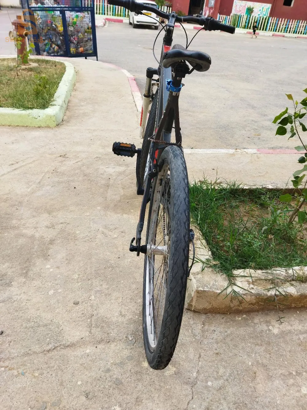 دراجة هوائية من نوع  ROCKRIDER.
