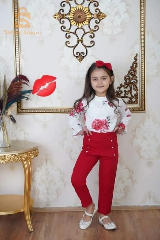 ملابس فستان و سروال