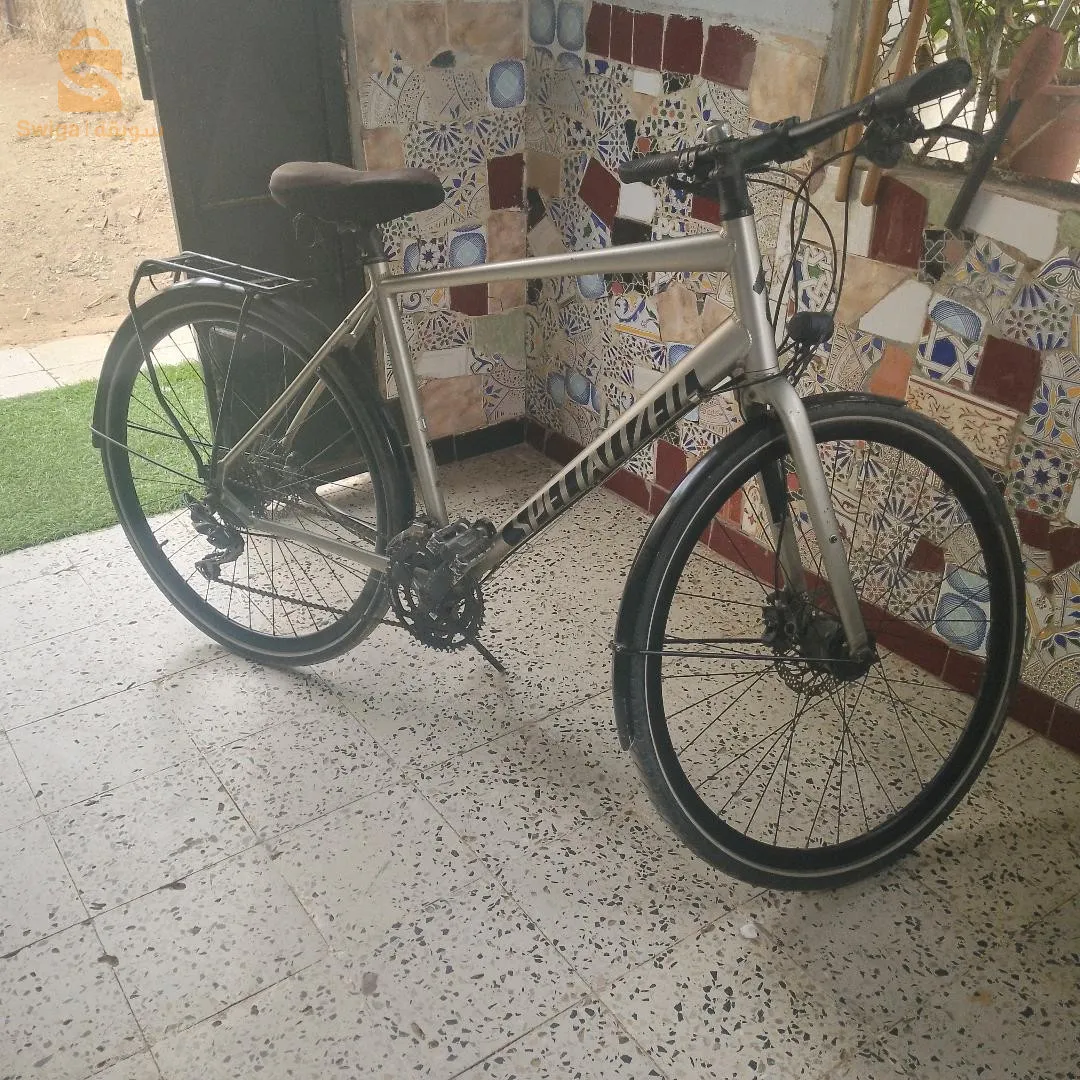 التعريف يفضل عن طريق الإتصال