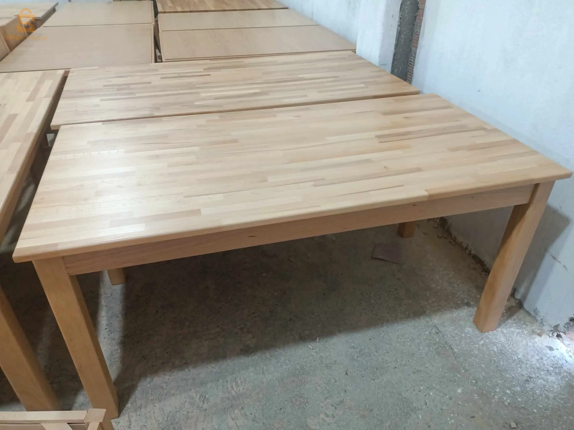طاولات مطبخ باربع وستة كراسي hêtre 
Kitchen tables with four and six chairs