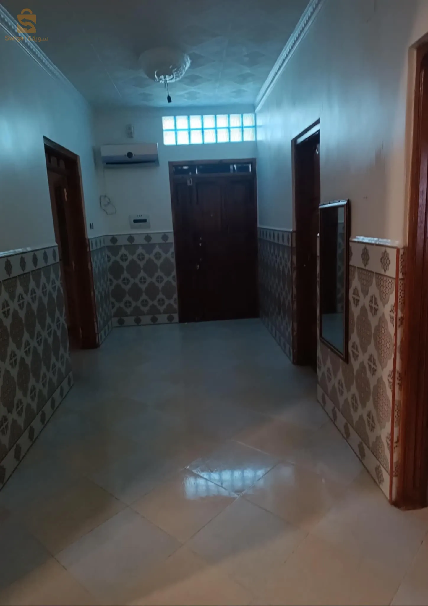 متوفر خزان ماء سعة 2500 لتر كهرباء غاز