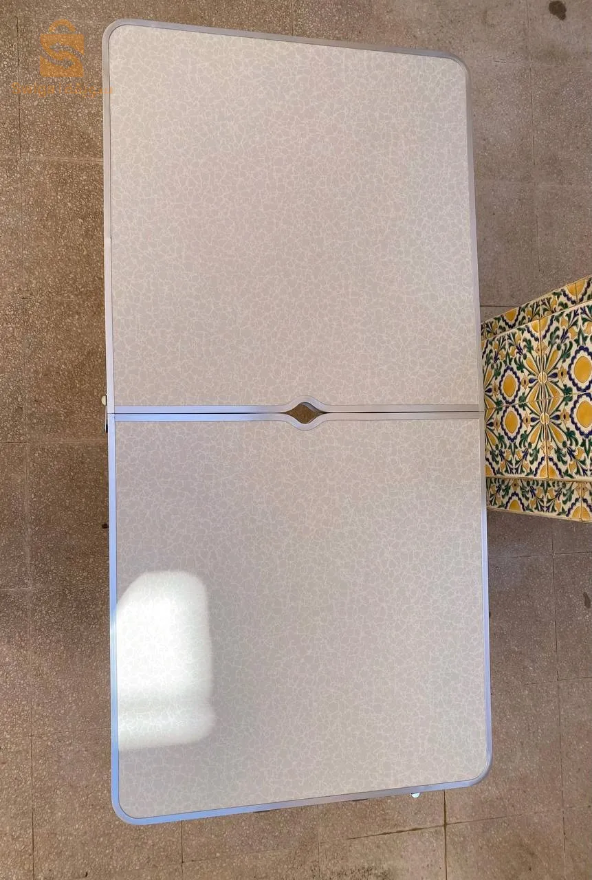 طابلة قابلة للطي محمولة متنقلة التخييم والرحلات في البحر أو الغابة