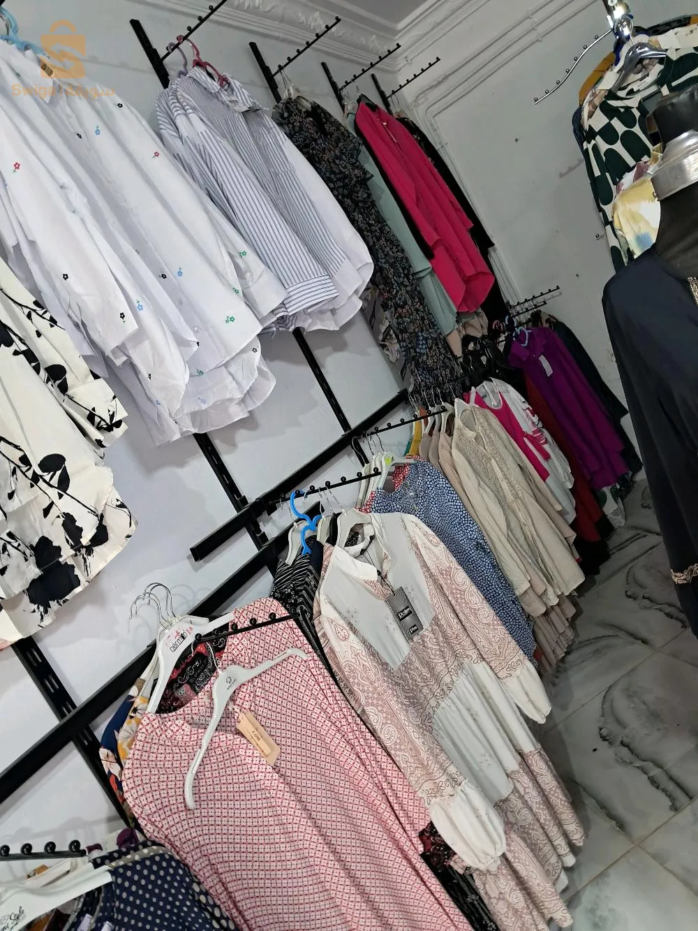 ملابس نسائية