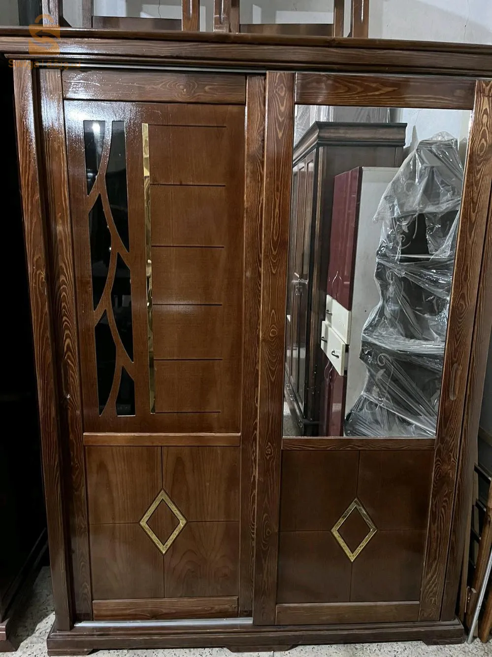 خزائن 3.4.8.12 باب مصنوعة من الخشب الاحمر