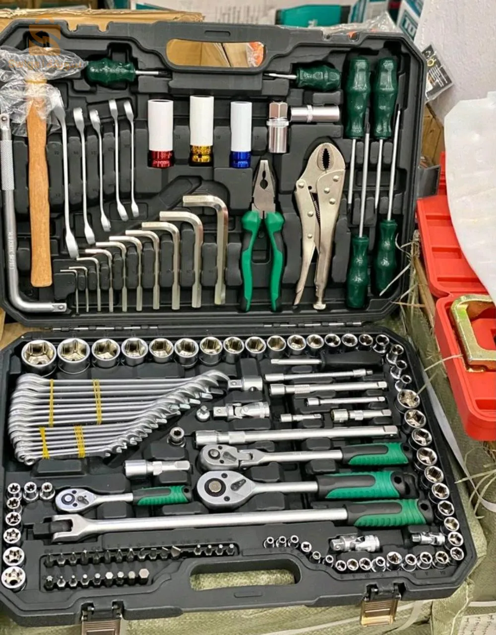 caisse a outils 142 pcs