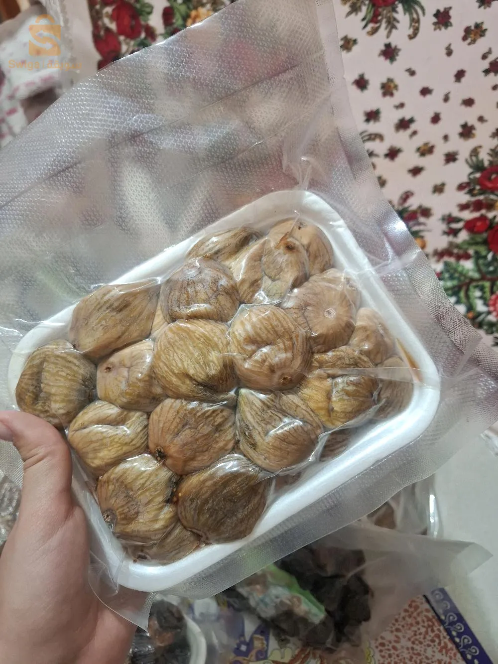 بيع التين المجفف ببلدية بني معوش