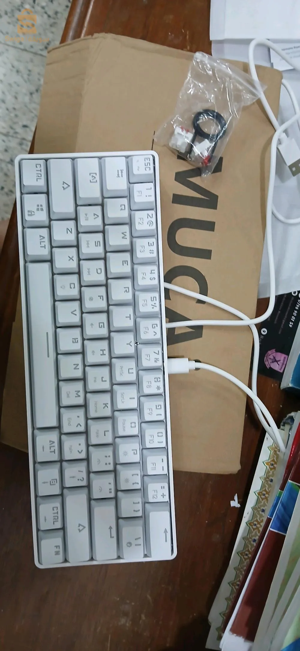 Clavier 60% Mécanique red switch rgb led