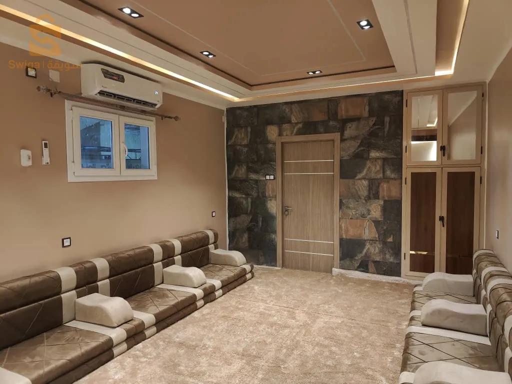 Décoration BA13
 Et une teinture moderne