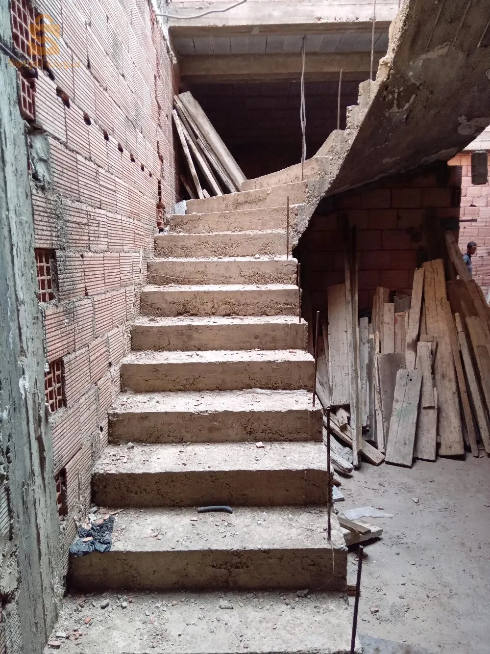 منزل للبيع بطابق 01 ببطيوة