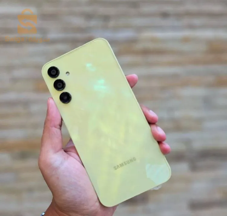 A15 6/128G 30000da etat neuf 
machi 20 jour+ M3ah cover antichoc