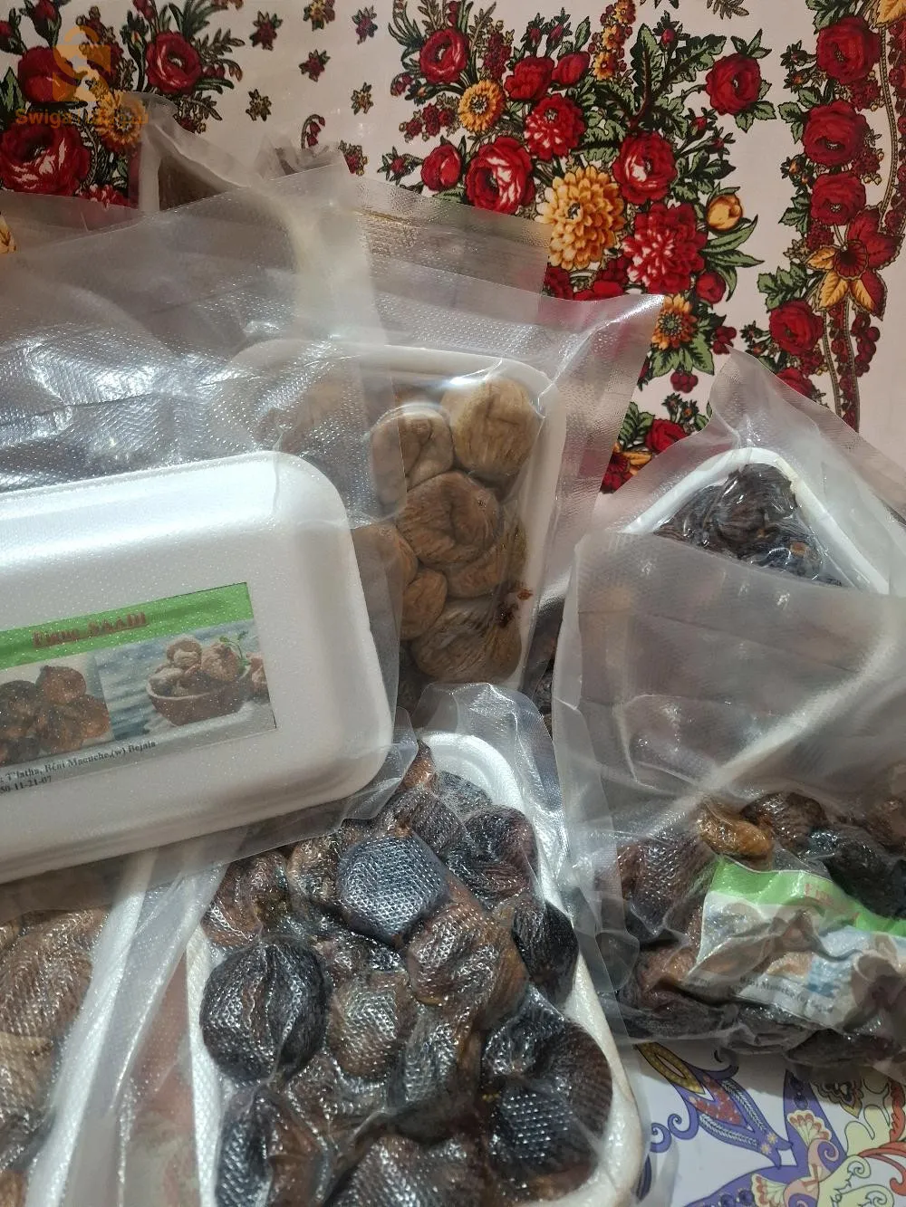بيع التين المجفف ببلدية بني معوش