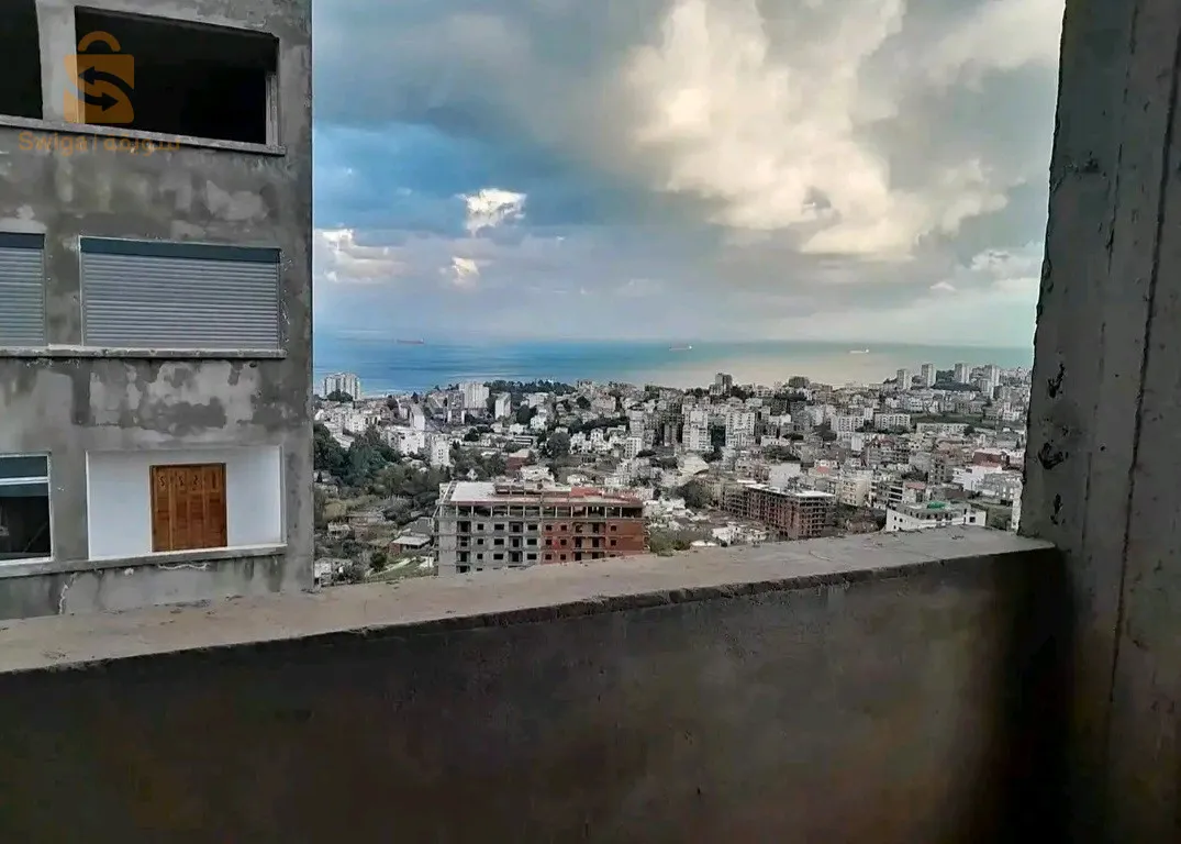 عنابة.    valmascort supr