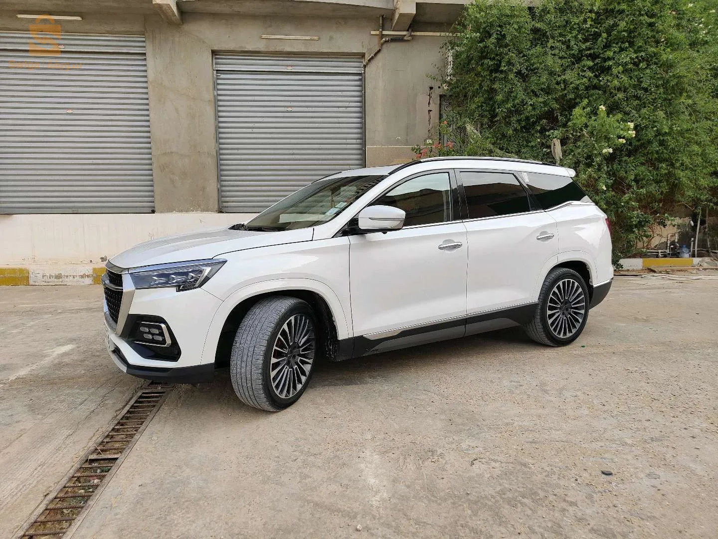 jetour x95 White luxury