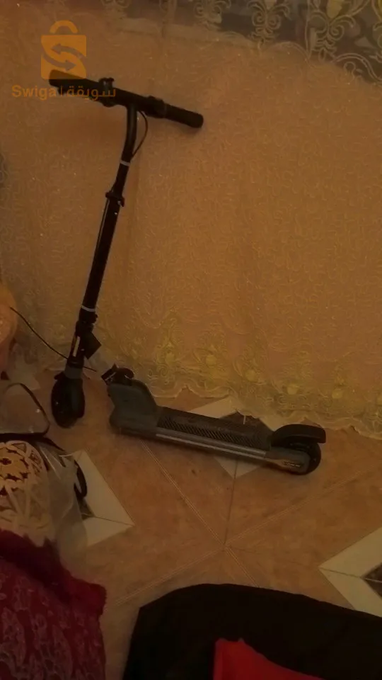 trottinette électriqueللبيع لحالة ممتازة رقم الهاتف:0796243654