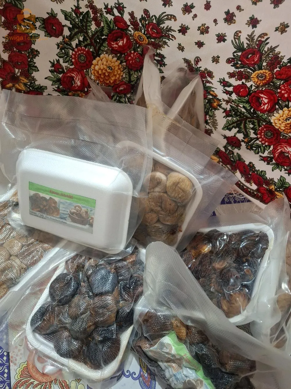 بيع التين المجفف ببلدية بني معوش