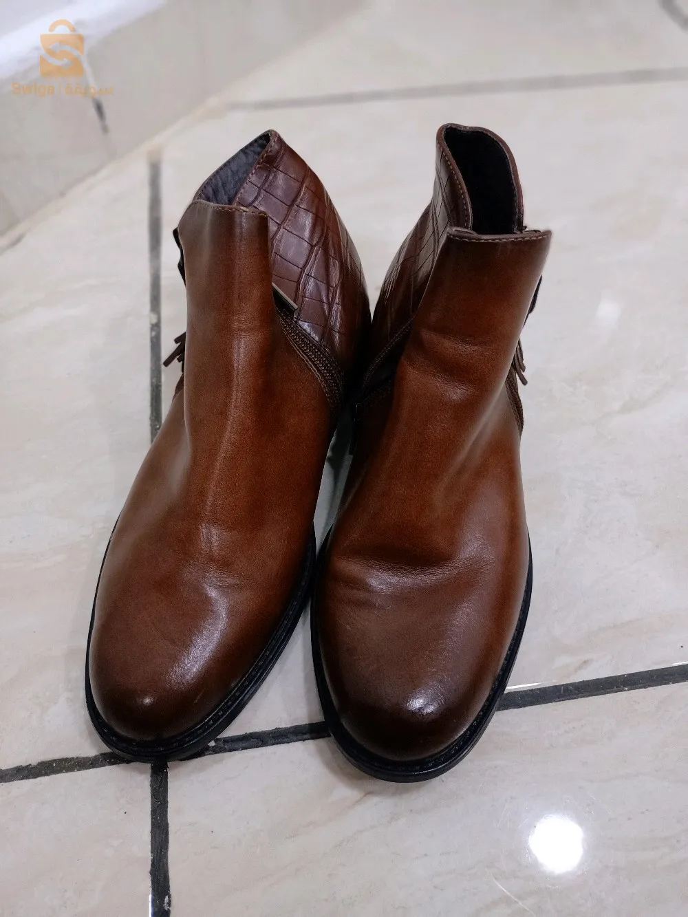 boots vrai cuire 
pointure 38