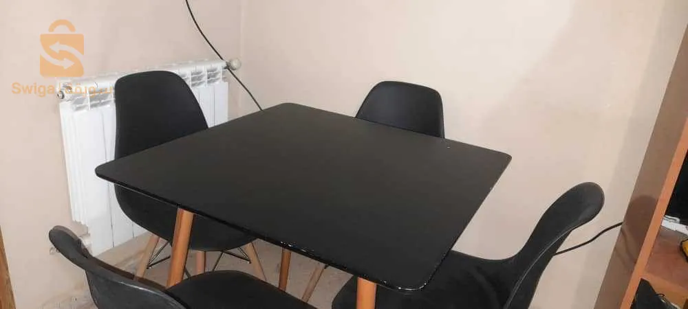 طابلة خالصة 37000 عندها ستة اشهر  فيها توشات في كوانة  كما راك تشوف