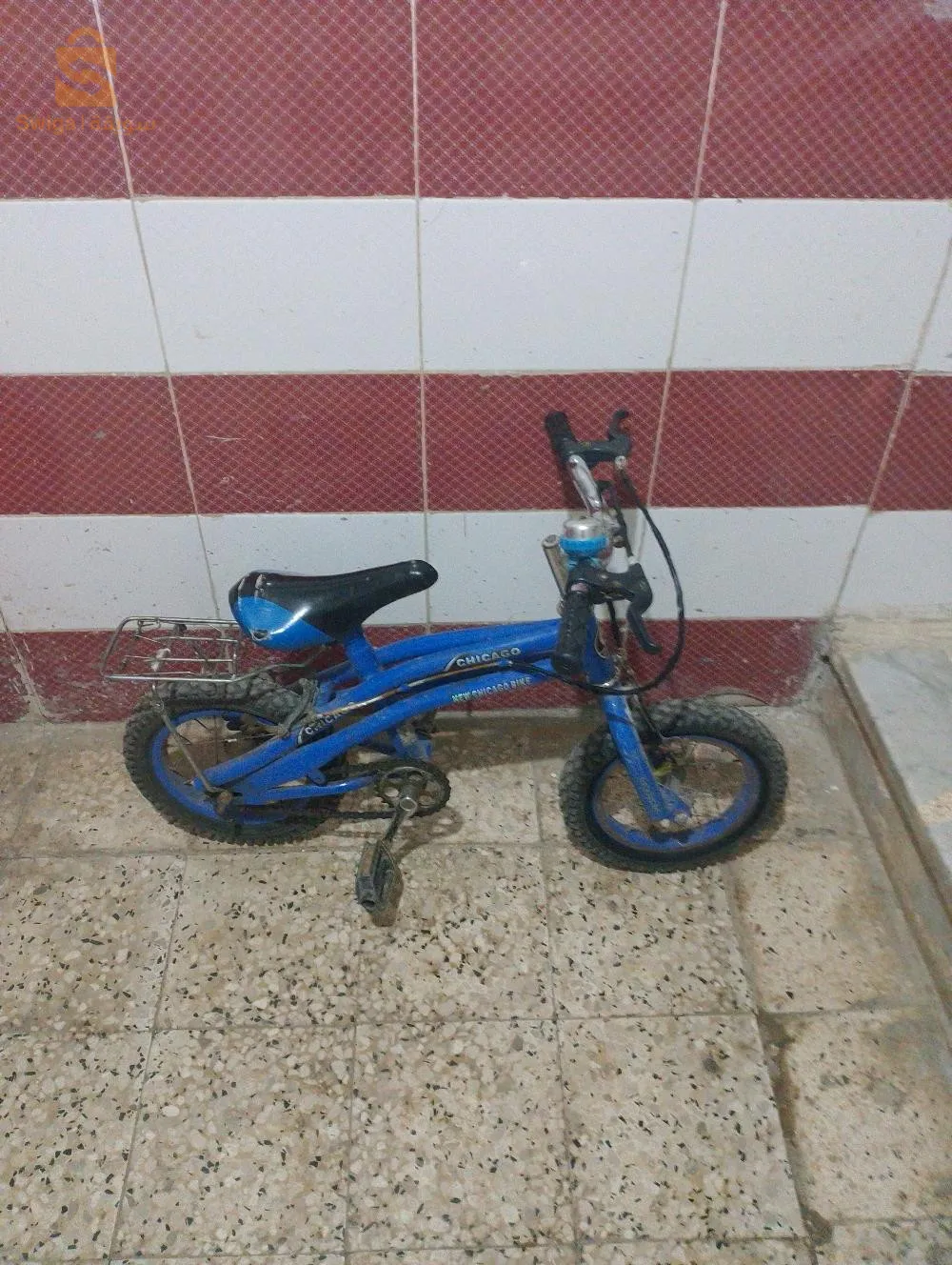 لا يوجد توصيل وفيها شوية اضرار