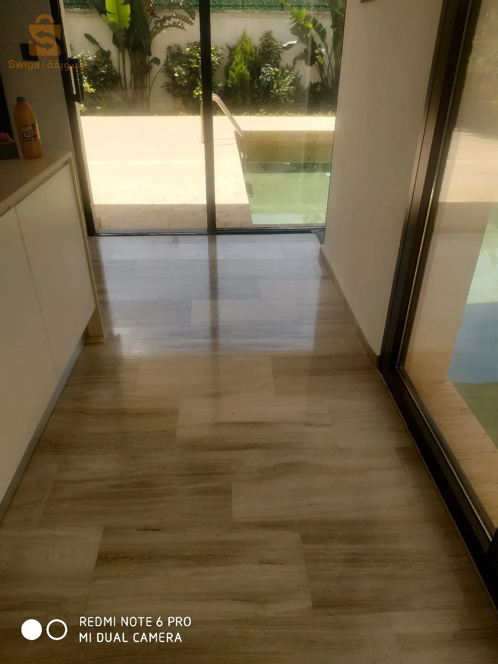 ponçage et lustrage