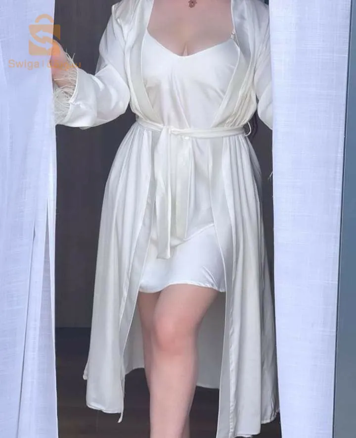 ملابس داخليه