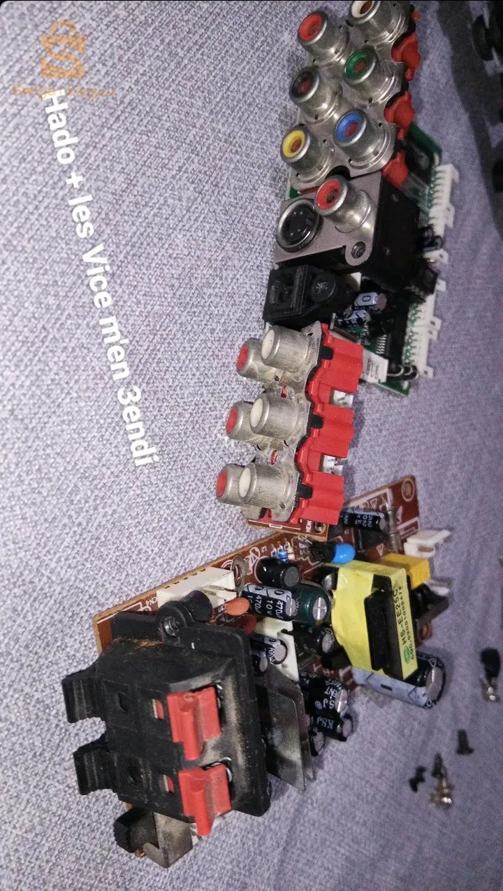 tête de lecture djdida 
carte mère dvd 
+ cadeau