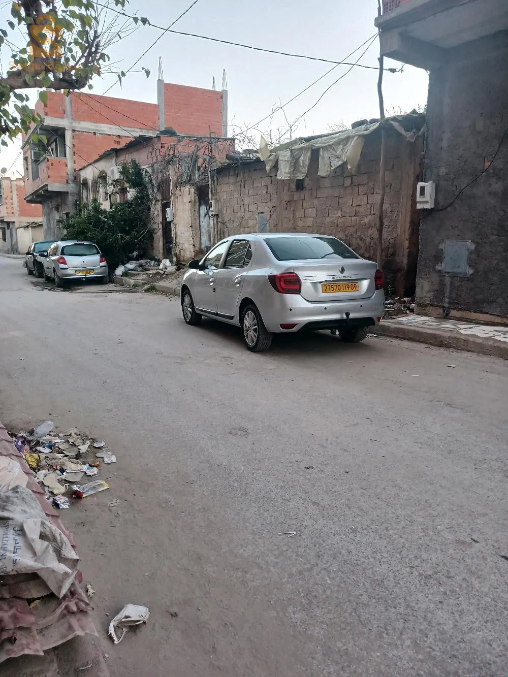 سيارة  ليبع