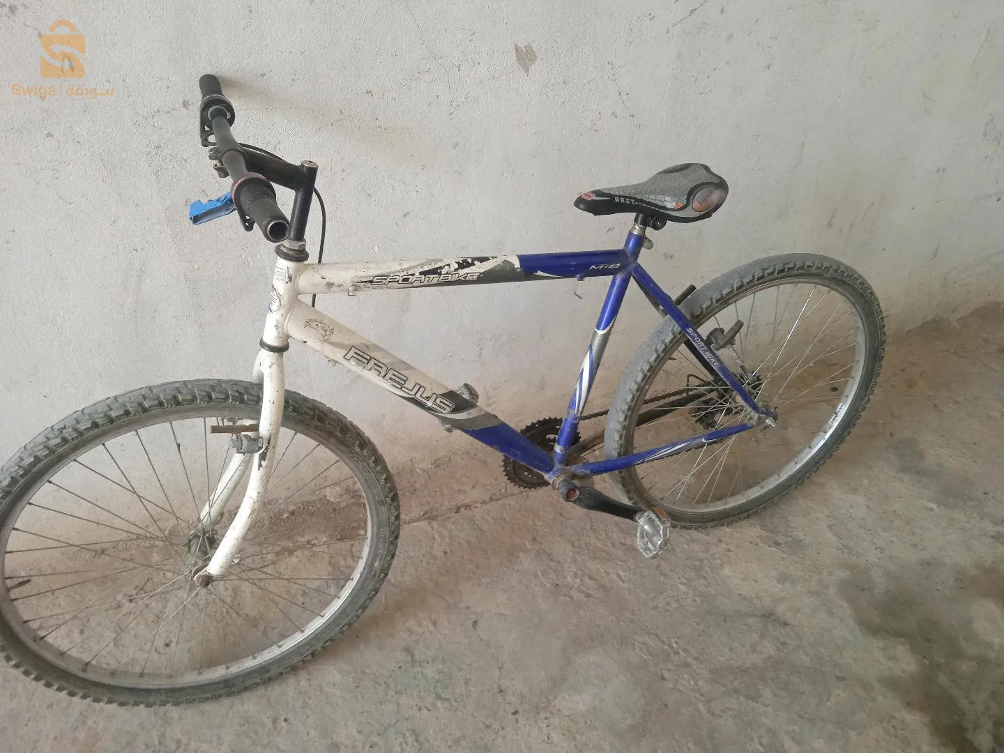 فيلو نظيفة ربي بارك تخصها زوج ڨبضات تاع ڨيدو فرانات و قبضة سونجمو و لتحت شونجمو لول الباقي كلش مليح تمشي نورمال