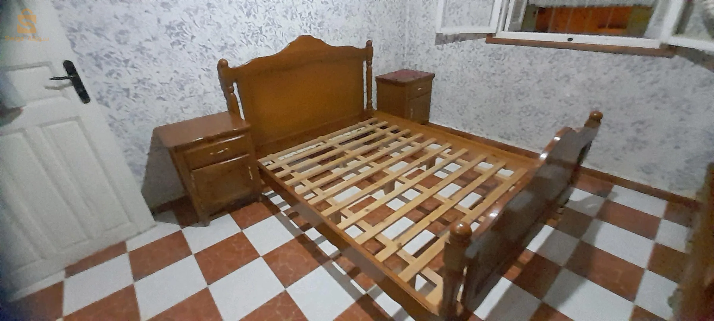 اعلان عن بيع أثاث مستعمل