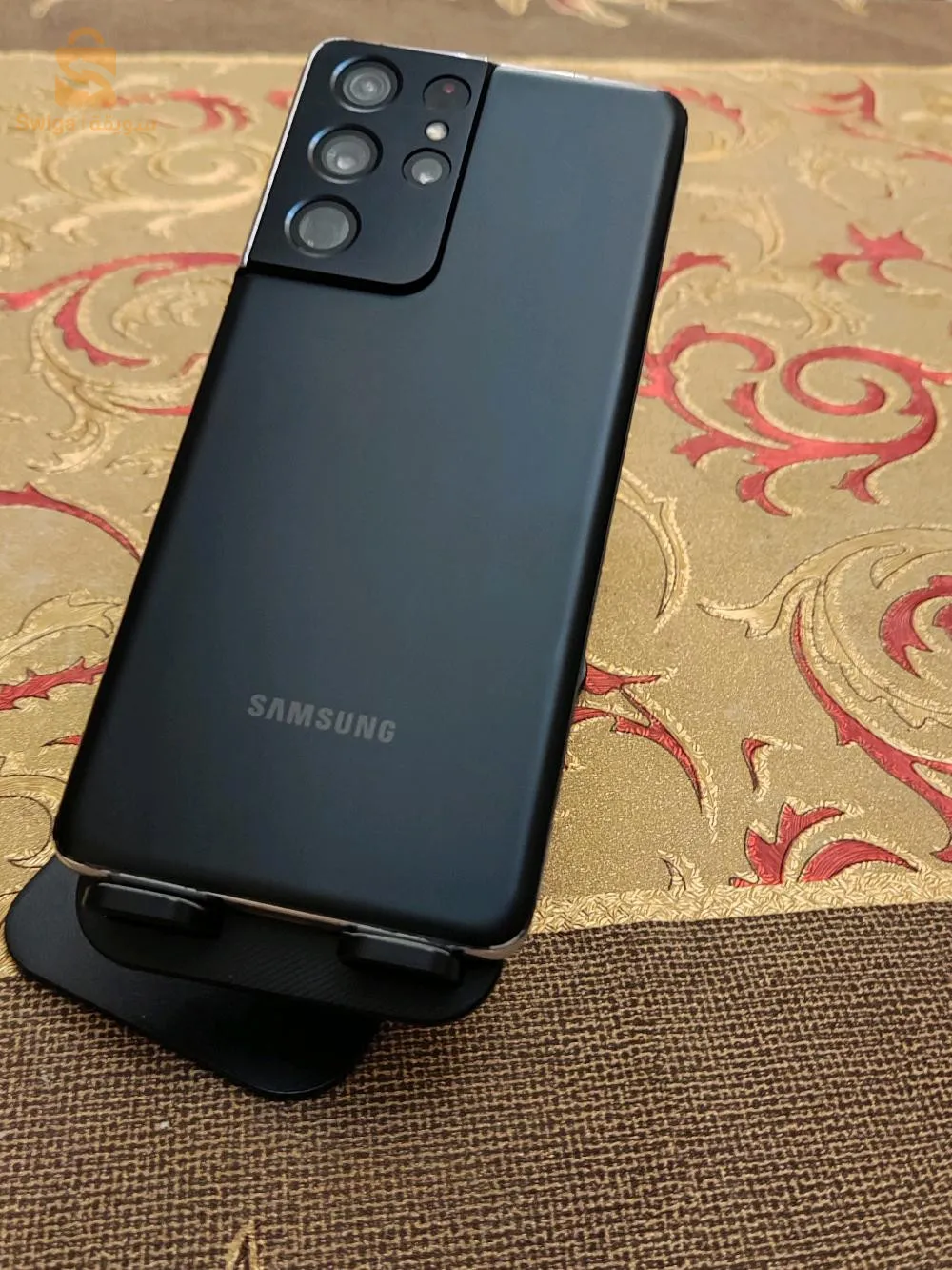 Samsung s21 ultra original 128/12
fi point noir fel l'écran