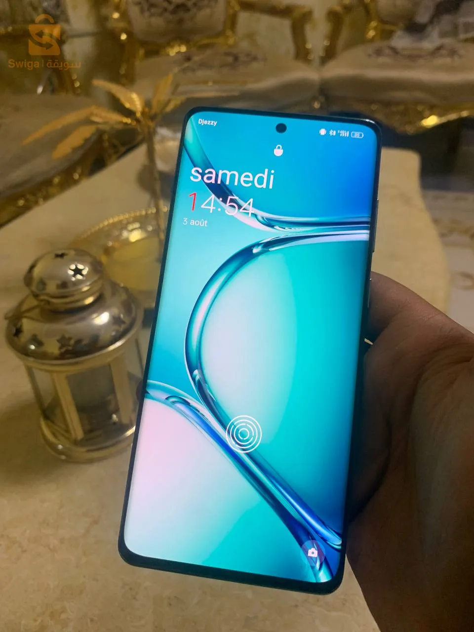 comme neuf
batterie 🔋 5000