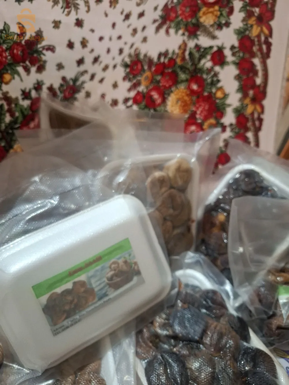 بيع التين المجفف ببلدية بني معوش