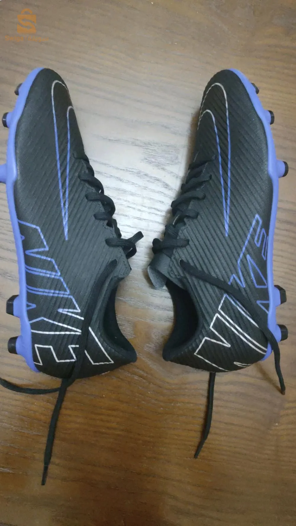 قابل للتفاوض soulier gason (crampon).          size 40.5