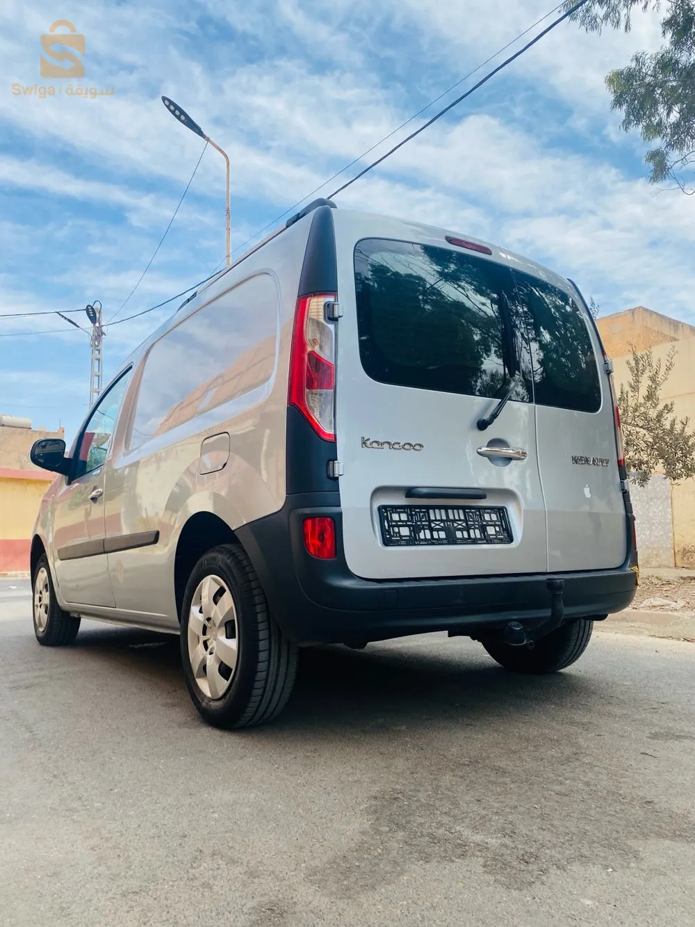 renault kangoo 2020 gris roulé 118 000 km 00 peinture 00 afferoid 0799938069