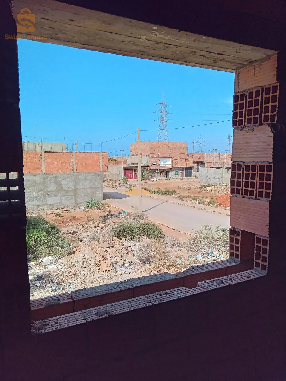 منزل للبيع بطابق 01 ببطيوة