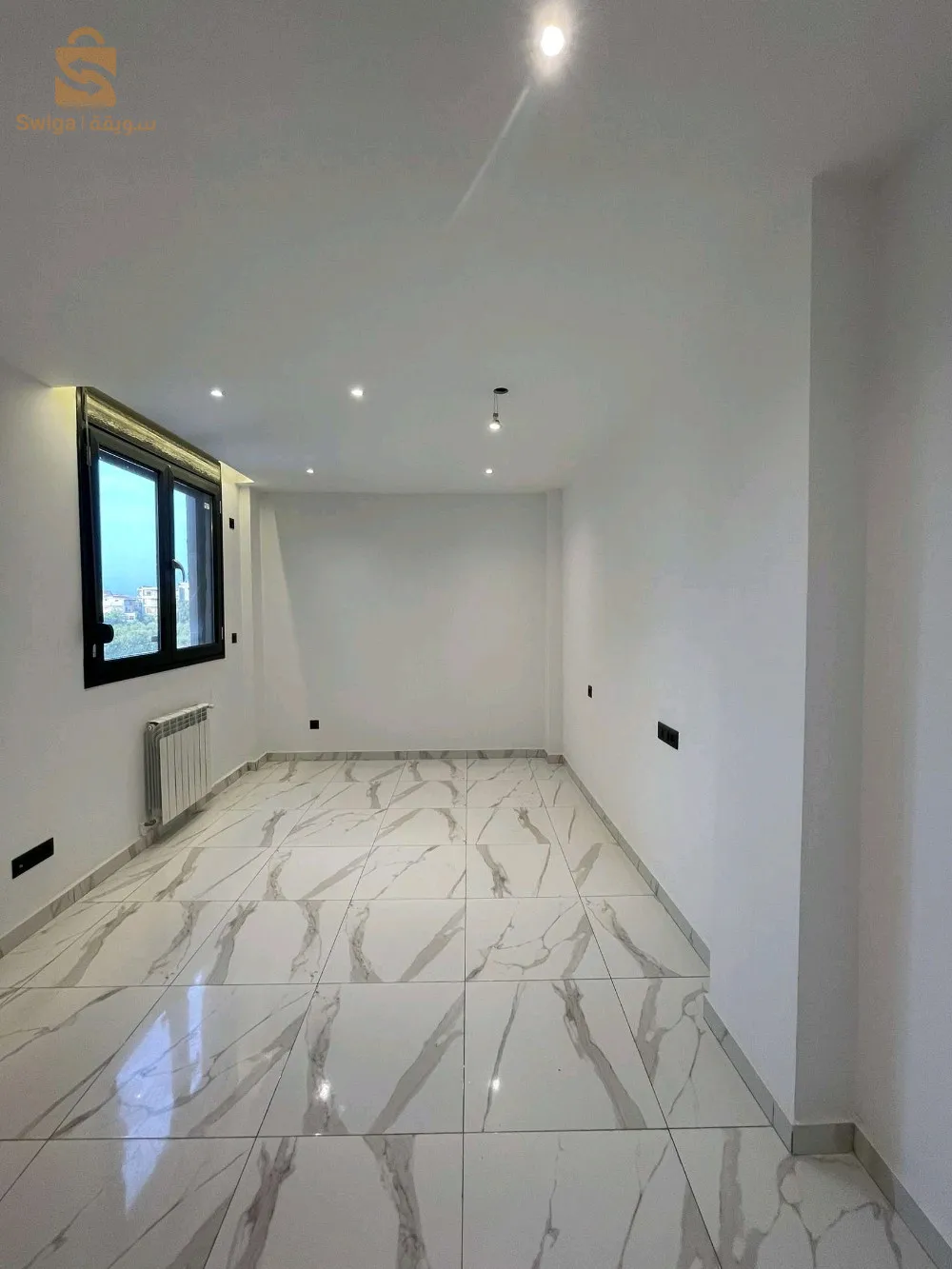 F4 a bir khadem à vendre fini 💯