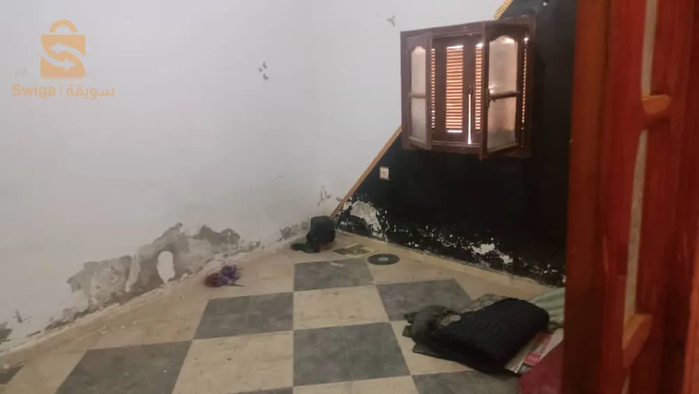 Il se rendit à Bab al-Fath avec l'entrée